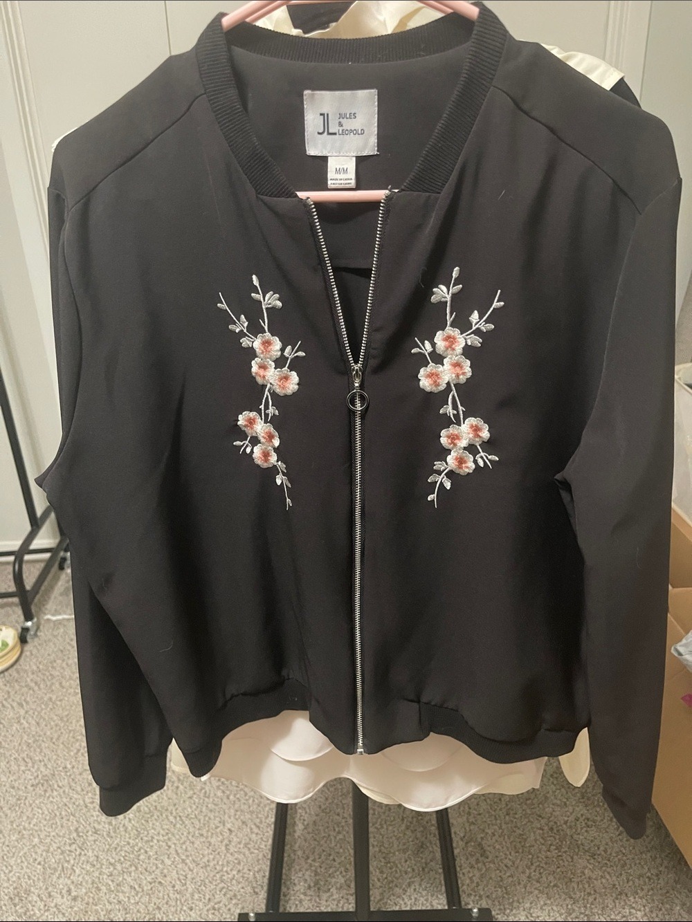 Jules & Leopold Medium Black Embroidered Floral Bomber Jacket Zip Front